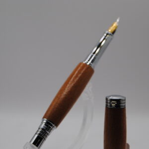 stylo à plume en bois gombé finition argentée